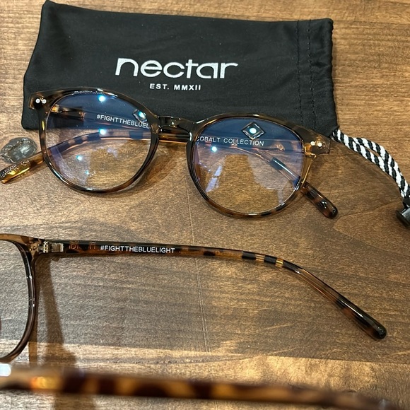 Blue Light Glasses - Picture 2 of 3